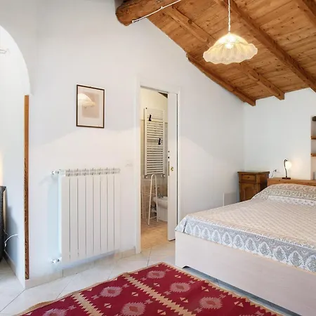 U Graie Apartamento Apricale